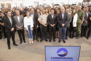 Entrega Roberto Sosa estímulos de capacitación y evaluación a policías de Corregidora