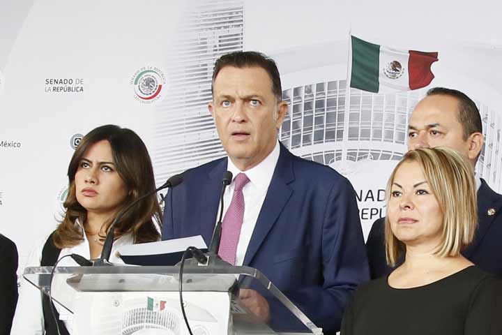 Llaman senadores del PAN a respetar la ley; consideran que la democracia mexicana está en riesgo