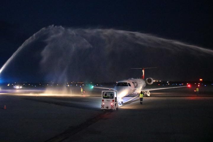 Conectan a Querétaro y Durango con vuelo directo desde el AIQ