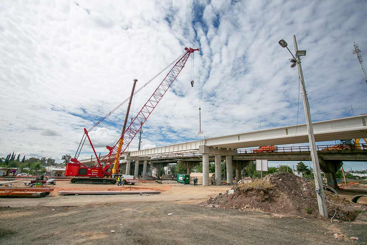 GobQro y SHCP supervisan avance en la modernización de la Carretera Estatal 210