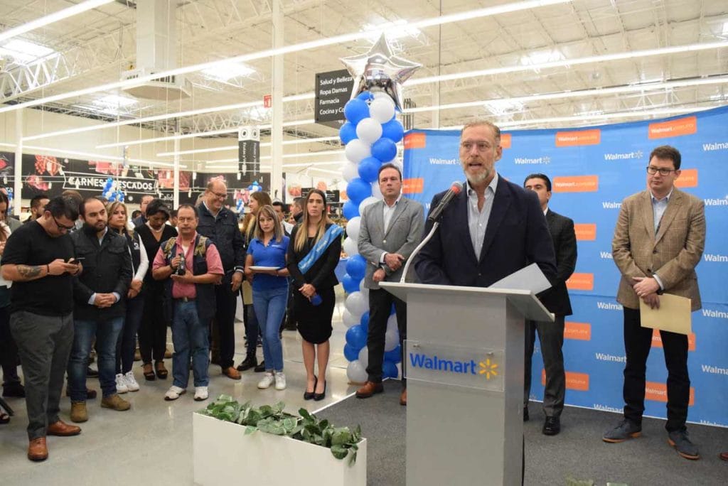 Inauguran Walmart Corregidora, representa 200 nuevos empleos directos.