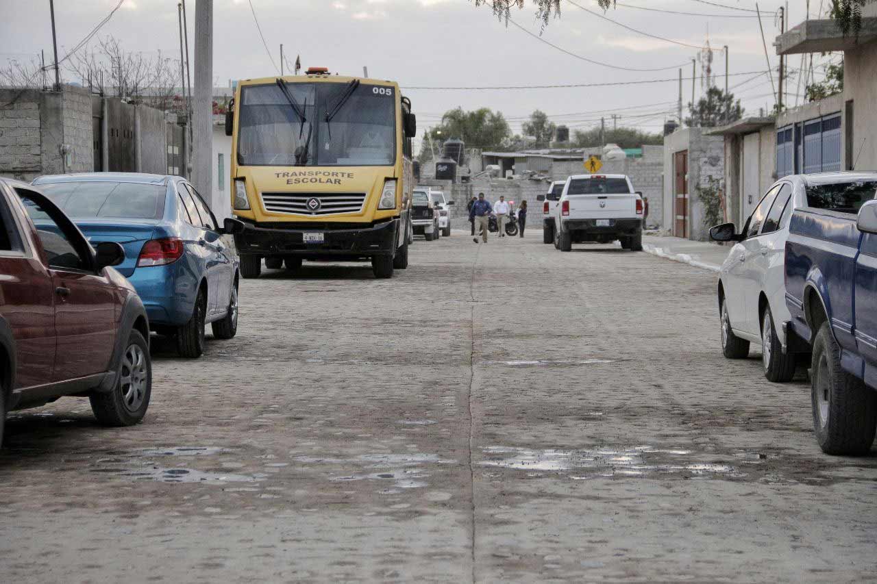 Extiende Corregidora red de drenaje pluvial y sanitario en Los Ángeles y Ampliación Los Ángeles