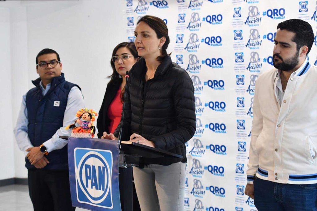 No se nos olvida que en campaña el compromiso de crecimiento era del 6%, al inicio de la administración, del 4%; y enn agosto del año anterior, 2%