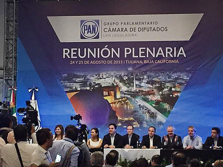 Nombra @RicardoAnayaC a @MarkoCortes coordinador de @diputadospan entrantes