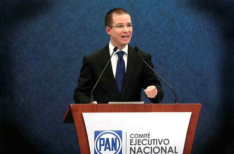 Protesta @RicardoAnayaC como presidente de @AccionNacional