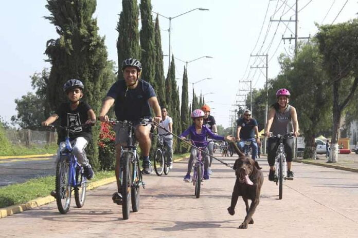 Familias, niños y jóvenes de Corregidora disfrutaron la primera Rodada Familiar