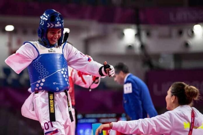 Para-Taekwondo gana medallas con la queretana Jannet Alegría como entrenadora