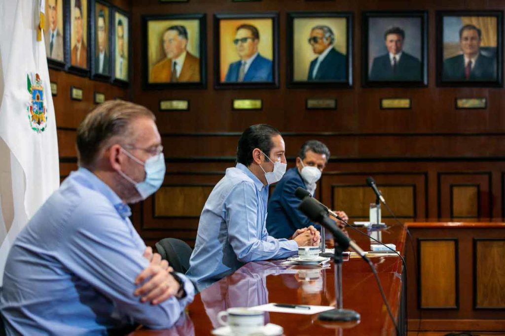 Talento de Qurétaro en la fabricación de ventiladores para la atención de pacientes de COVID-19