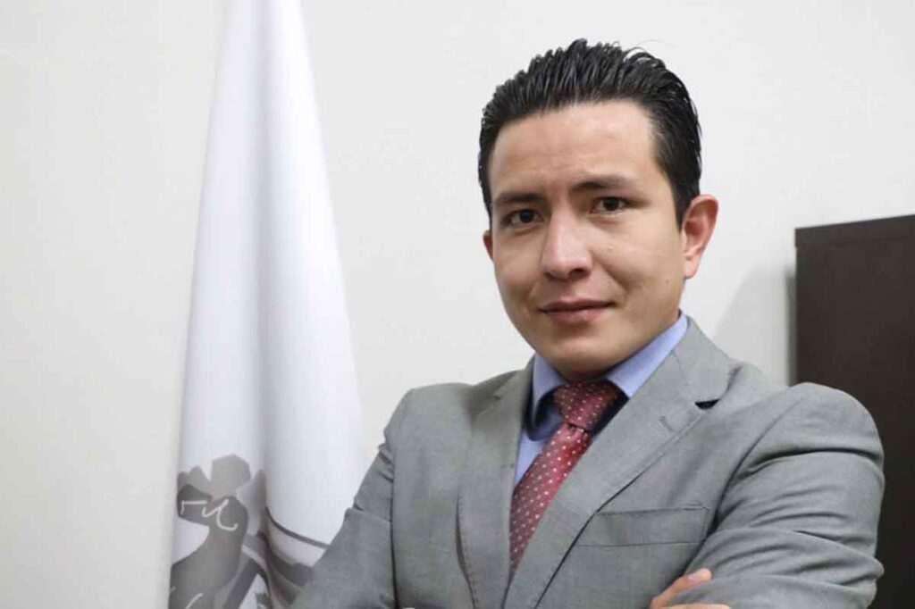 Filiberto Tapia Muñoz realiza movimientos en el gabinete municipal de Colón