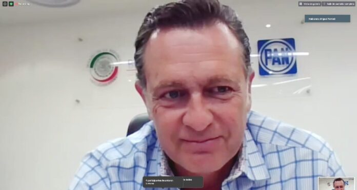 Expone Mauricio Kuri retos y oportunidades para reactivar la economía de Querétaro ante militancia del PAN