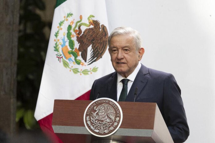 Destaca AMLO combate a la corrupción y la política de austeridad en su 2do. Informe de Gobierno