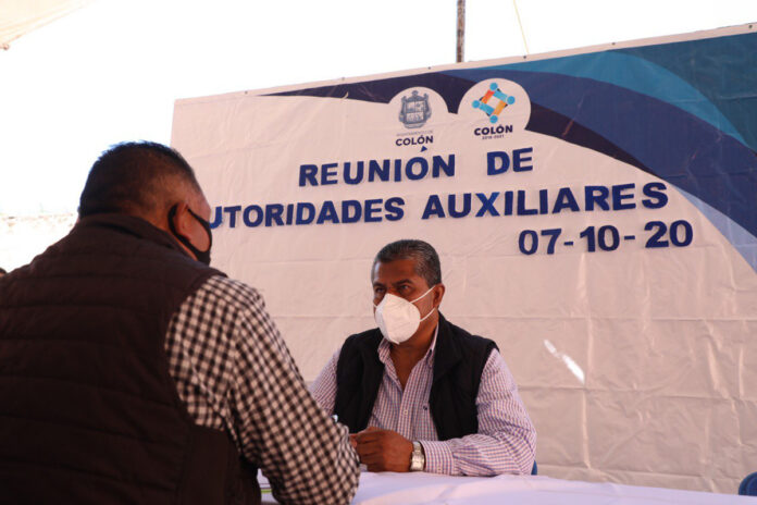 Filiberto-Tapia-autoridades-auxiliares Filiberto Tapia sostiene mesas de trabajo con delegados y subdelegados de Colón