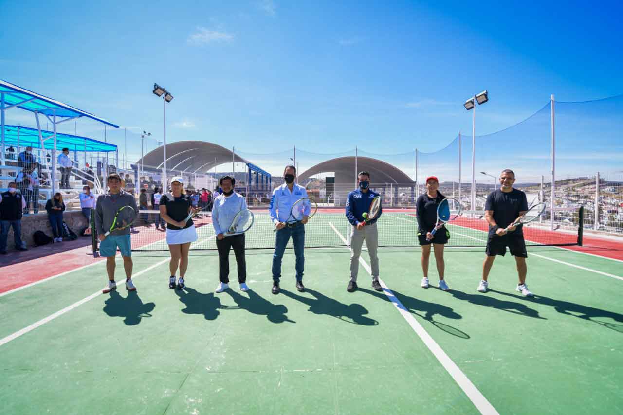 Entregan Francisco Domínguez y Roberto Sosa obras de mejoramiento en la Unidad Deportiva Candiles