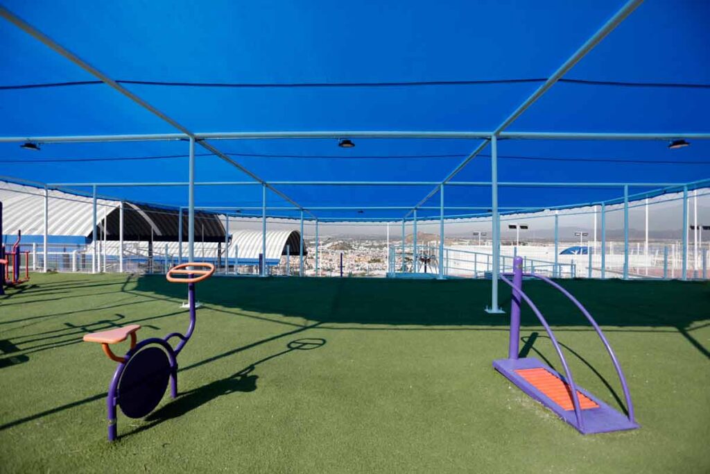 Entregan Francisco Domínguez y Roberto Sosa obras de mejoramiento en la Unidad Deportiva Candiles