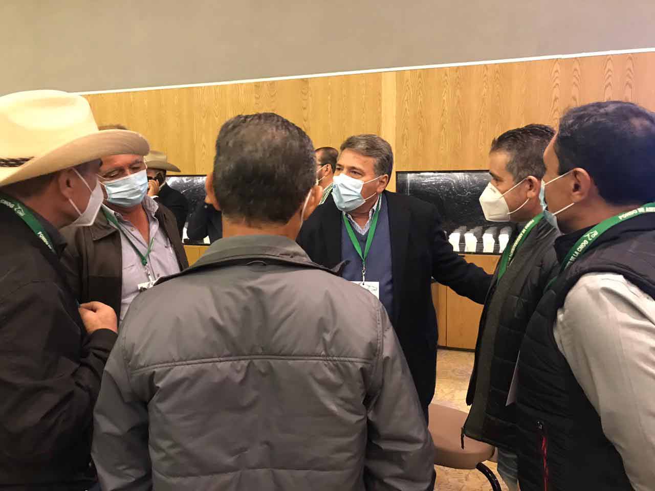 Ganaderos queretarnos se suman a llamado para cerrar filas contra recorte presupuestal para 2021