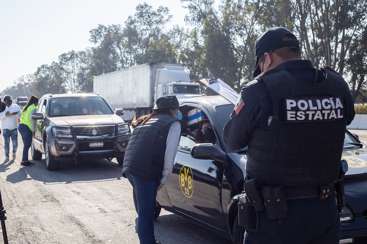 Instalan filtros sanitarios de prevención a COVID-19 en vialidades de Querétaro