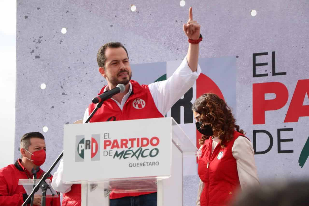 PRI tiene muy firme la misión de regresar la grandeza a Querétaro: Paul Ospital