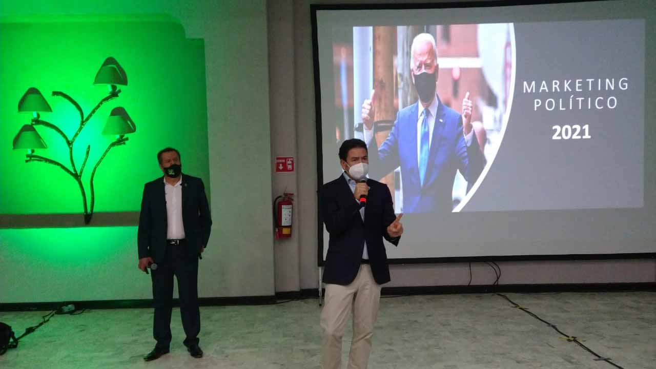 PVEM realiza actualización a sus representantes verdes en el Estado