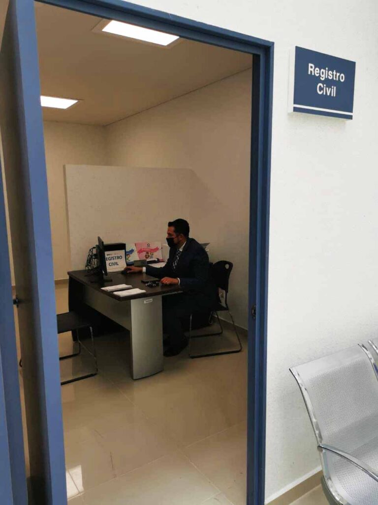 Instalan módulo del Registro Civil en el nuevo Hospital General de Querétaro