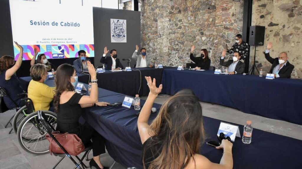 Roberto Sosa solicita licencia por 90 días, se separa del cargo a partir del próximo 7 de marzo