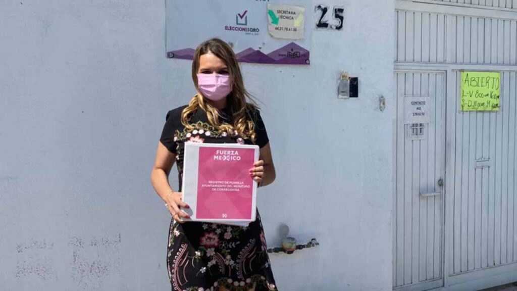Cristina del Llano se registra como candidata a la Presidencia Municipal de Corregidora, la abandera Fuerza por México
