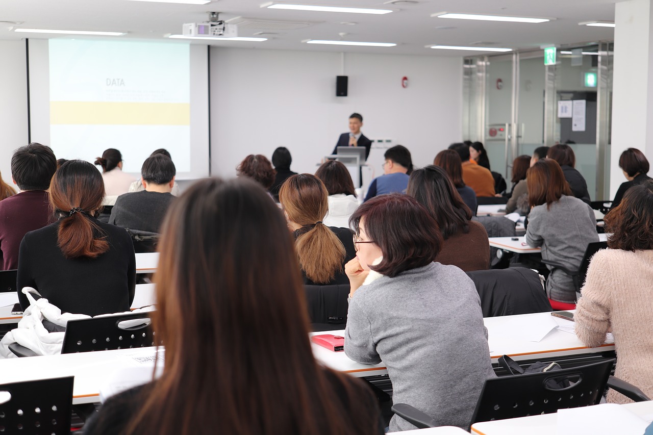 Estados Unidos ofrece a universitarios mexicanos continuar sus estudios de forma presencial