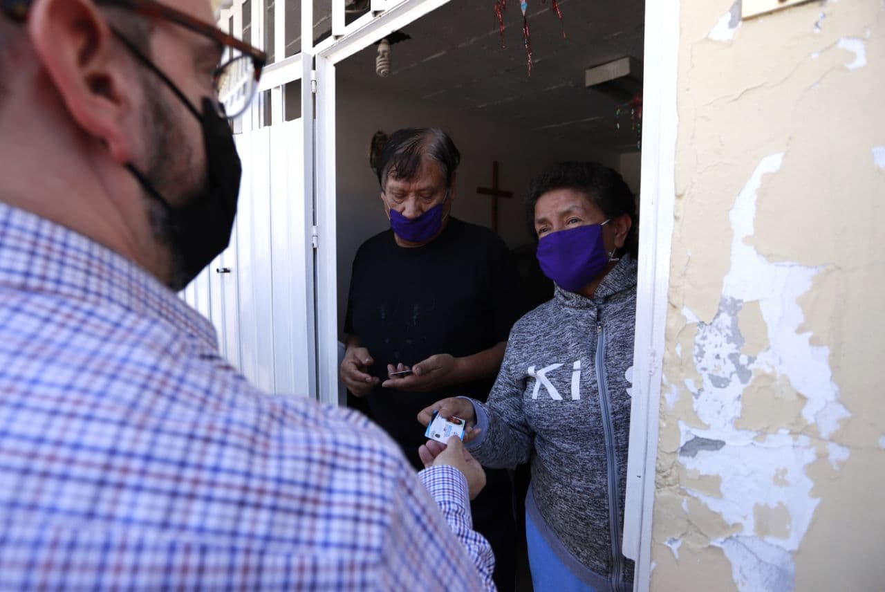 Reinicia entrega de credenciales de Médico en tu Calle