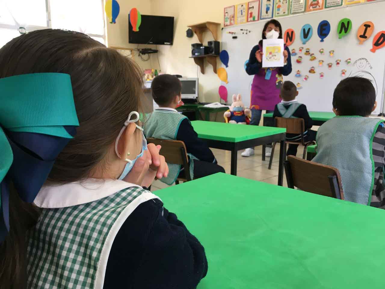 Inició ciclo escolar 2021-2022, presencial y en línea