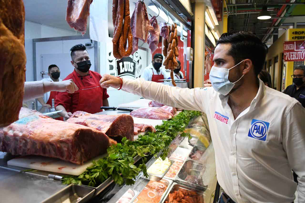 Agustín Dorantes impulsa iniciativa 'Cómprale a los de aquí' para impulsar el comercio local