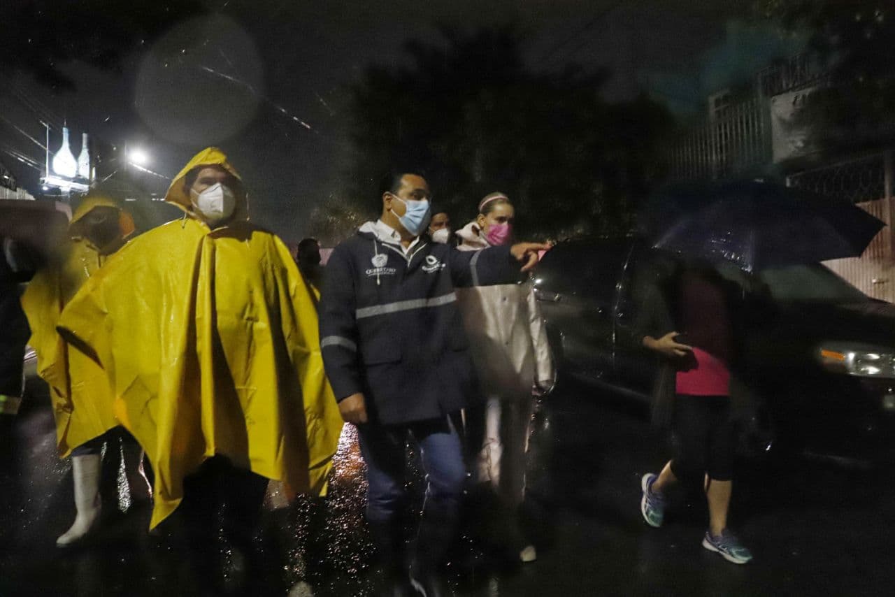 Supervisa Luis Nava el trabajo de atención por las lluvias de este sábado