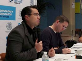 Pepe Báez y Felifer Macías se pronuncian contra los términos del presupuesto federal