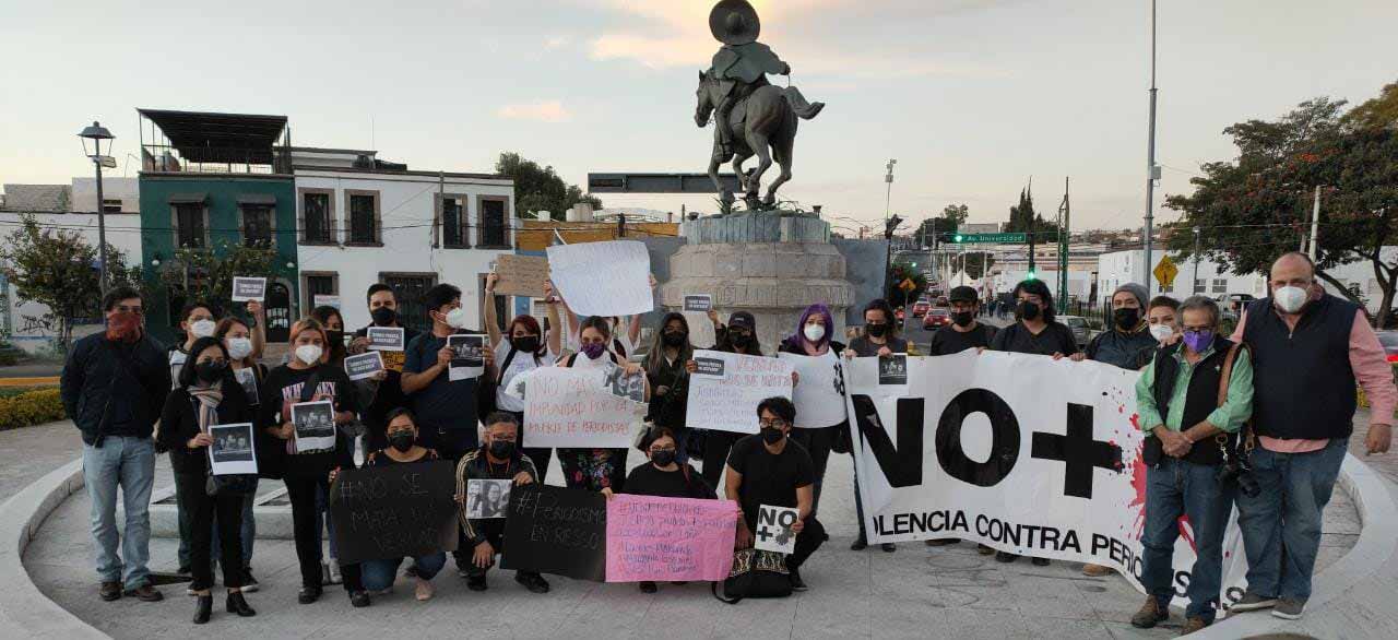 Periodistas queretanos protestan por violencia y asesinatos contra trabajadores de medios de comunicación