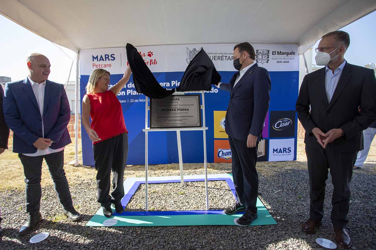 Colocan primera piedra de la ampliación de la Planta de Mars Petcare México en Querétaro