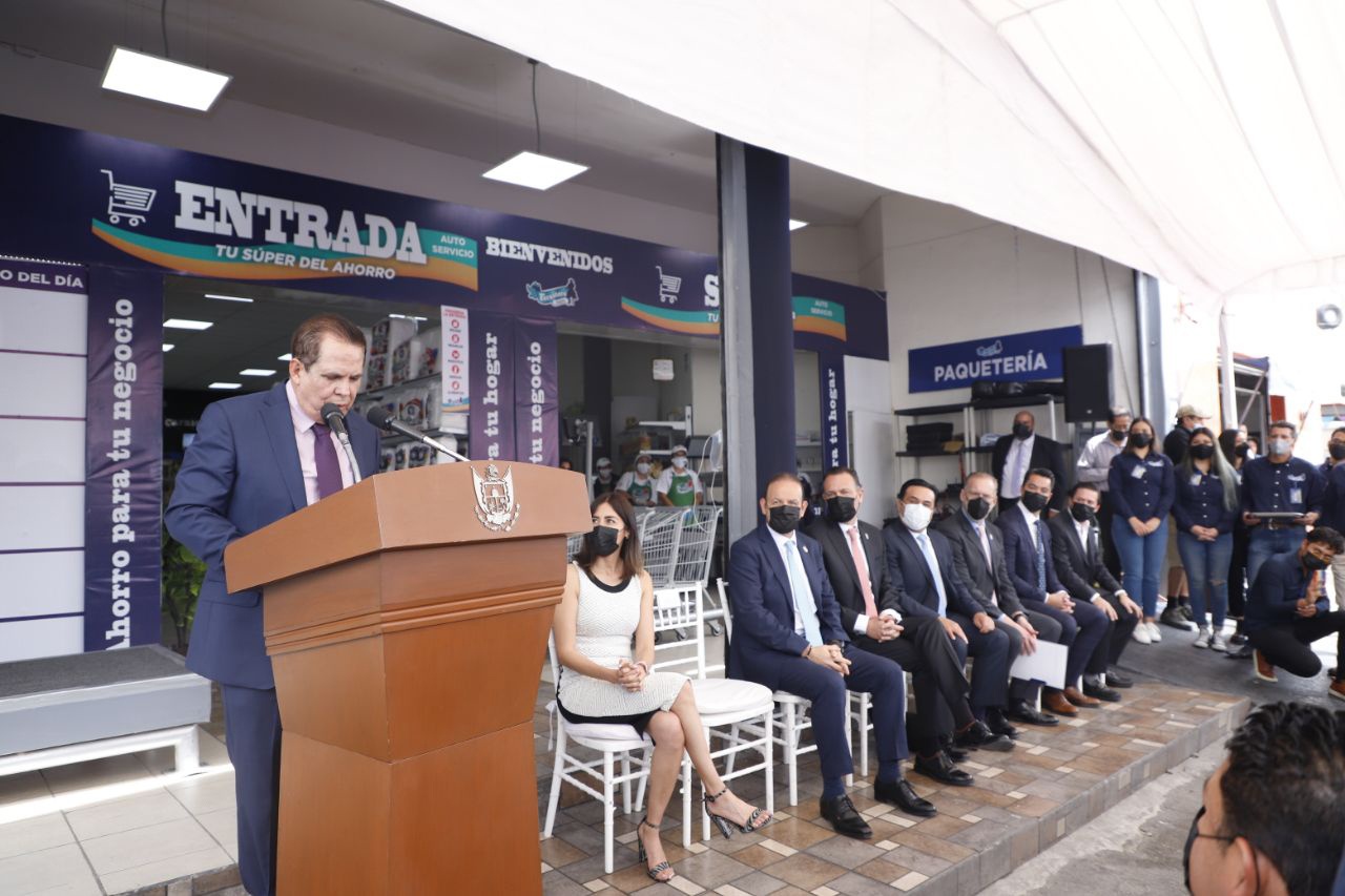 Se inauguró la tienda de autoservicio “El Forastero”