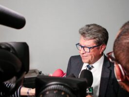 Tensa la relación entre Monreal y Morena por supuesta exclusión de funcionarios