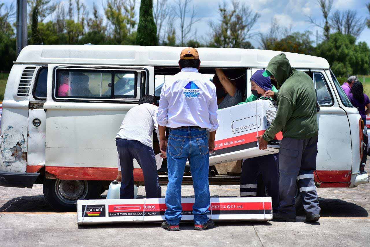 Corregidora entregó calentadores solares, se busca apoyar economía familiar