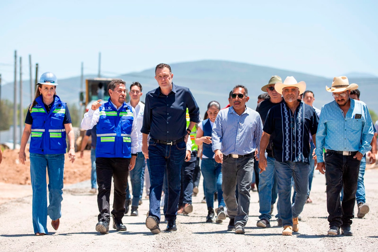 Supervisa Gobernador modernización de carretera Querétaro - Chichimequillas