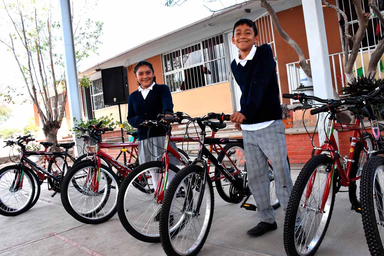 Impulsan acciones contra deserción y ausentismo en Querétaro
