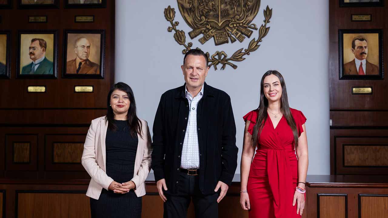 Querétaro impulsa leyes para reforzar la protección animal: Kuri