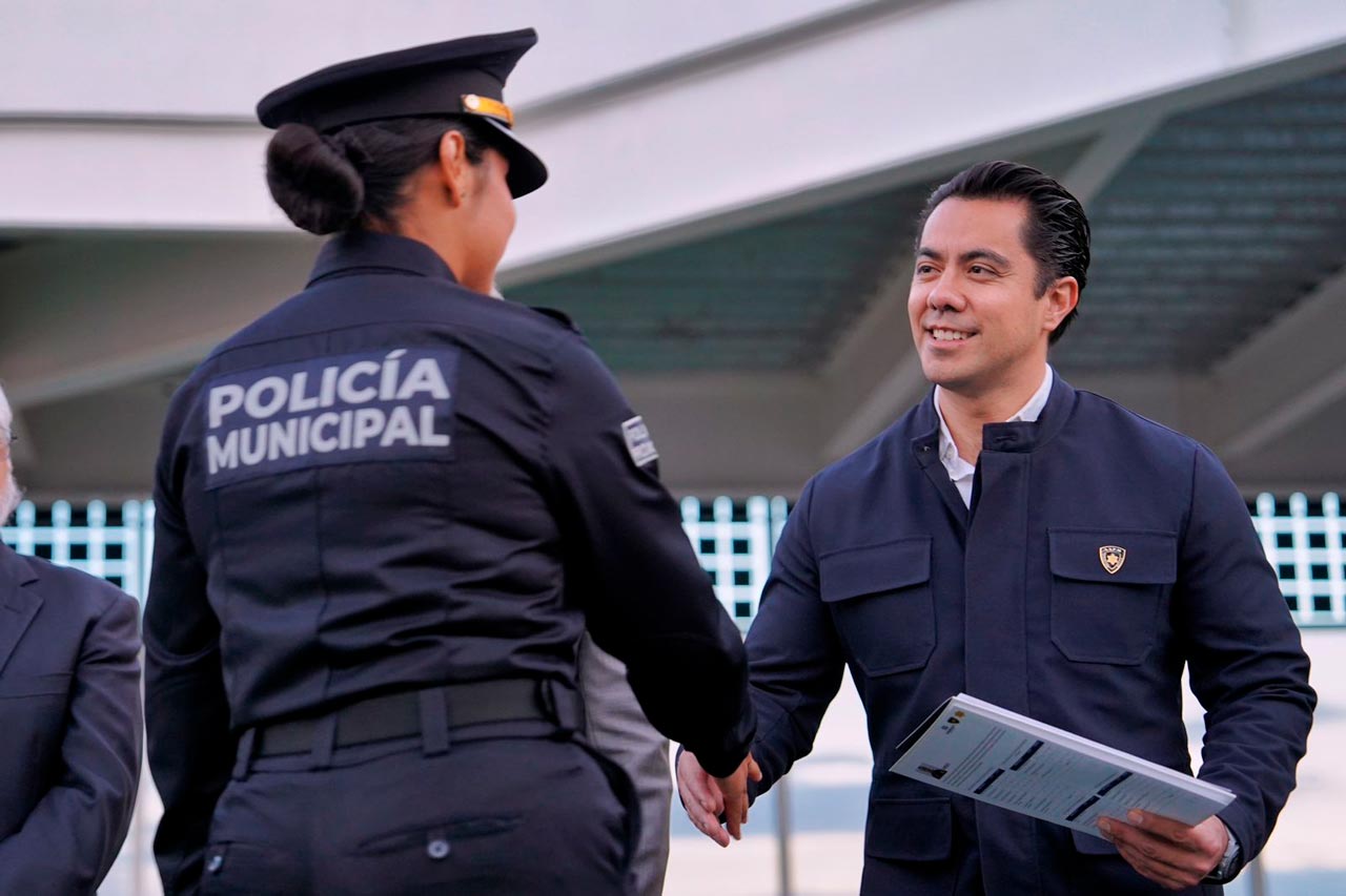 Se incorporan 63 nuevos elementos con formación certificada para fortalecer la seguridad en Querétaro.