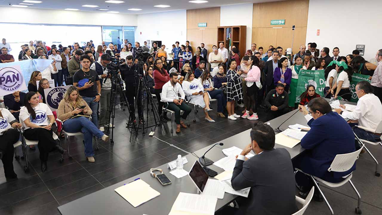 Comisión del Congreso de Querétaro rechaza despenalización del aborto