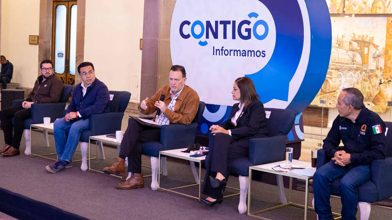 Reconstrucción de caminos en la Sierra y el Semidesierto, prioridad del Gobierno de Querétaro