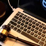 El joven que se quitó la vida “no cumplió las condiciones de uso de ChatGPT” afirma OpenAI El joven que se quitó la vida "no cumplió las condiciones de uso de ChatGPT" afirma OpenAI