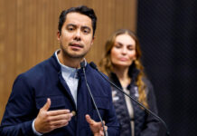 Querétaro presenta el Festival de la Alegría 2025 con desfile, pista de hielo y regreso de la Caravana Coca-Cola
Querétaro presenta el Festival de la Alegría 2025 con desfile, pista de hielo y regreso de la Caravana Coca-Cola