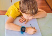 Reloj inteligente ayuda a los padres a acortar y calmar rápidamente berrinches severos de los niños
Reloj inteligente ayuda a los padres a acortar y calmar rápidamente berrinches severos de los niños