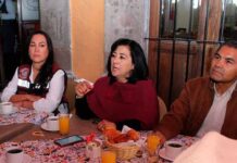 Querétaro avanza a cobertura eléctrica casi total: Beatriz Robles
Querétaro avanza a cobertura eléctrica casi total: Beatriz Robles