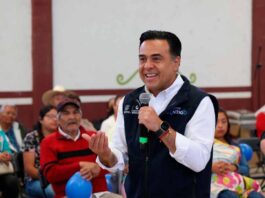 Luis Nava refuerza estrategia social con familias en SJR Luis Nava refuerza estrategia social con familias en SJR