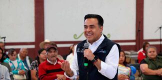 Luis Nava refuerza estrategia social con familias en SJR Luis Nava refuerza estrategia social con familias en SJR