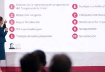 Sheinbaum presenta el “decálogo por la democracia” como parte de reforma electoral
Sheinbaum presenta el "decálogo por la democracia" como parte de reforma electoral