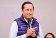 Chepe Guerrero atiende a vecinos de Pirámides ante lluvias
Chepe Guerrero atiende a vecinos de Pirámides ante lluvias